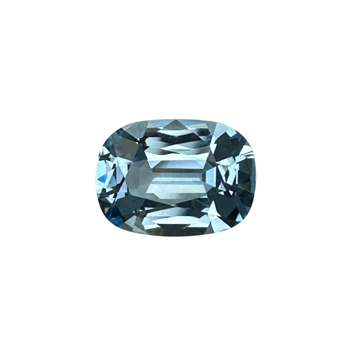 14x10mm Cushion AA Color Aquamarine