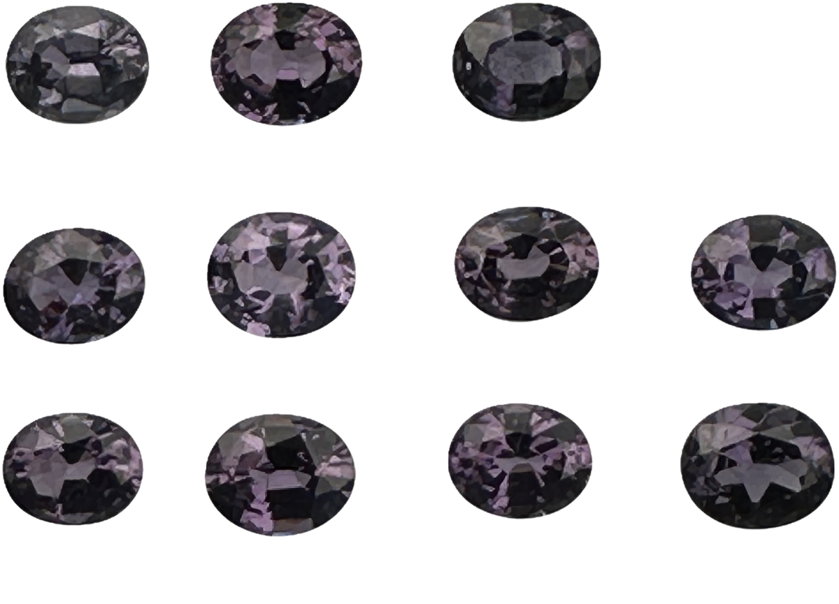 5.5x4.5mm Oval Deep Color Color Change Garnet