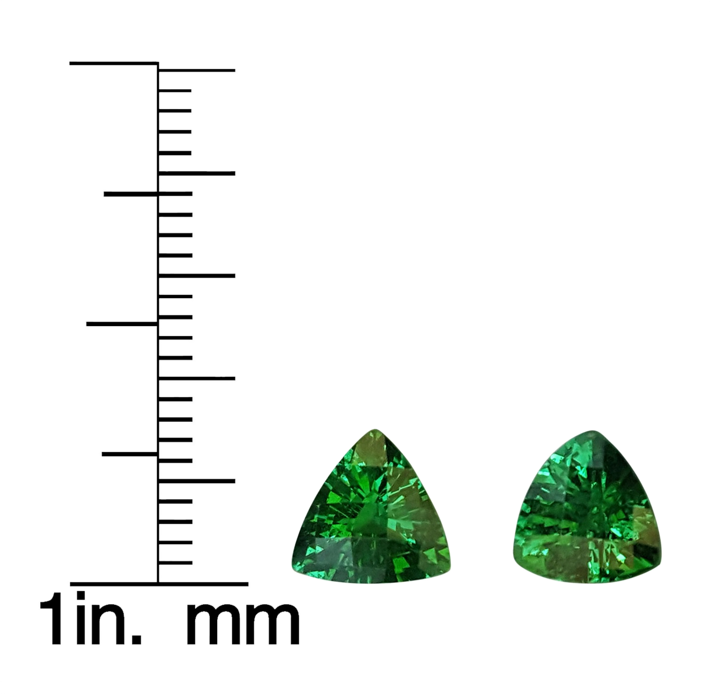 3.55ct Trillion Fine Saturated Green Tsavorite