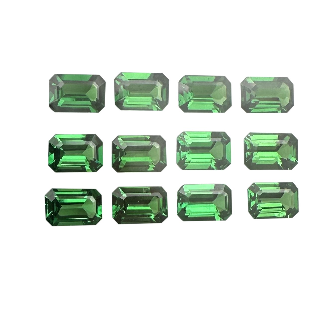 6x4 E/C Tsavorite Garnet
