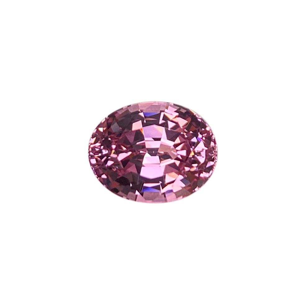 11.1x8.8mm Oval Light Peach Malaya Garnet