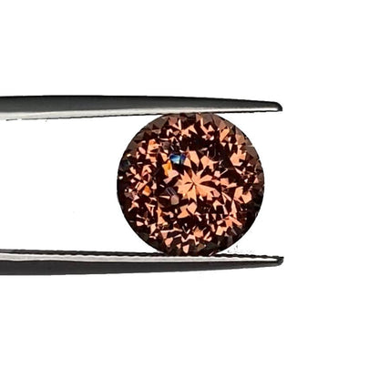10.6mm Round Copper  Malaya Garnet
