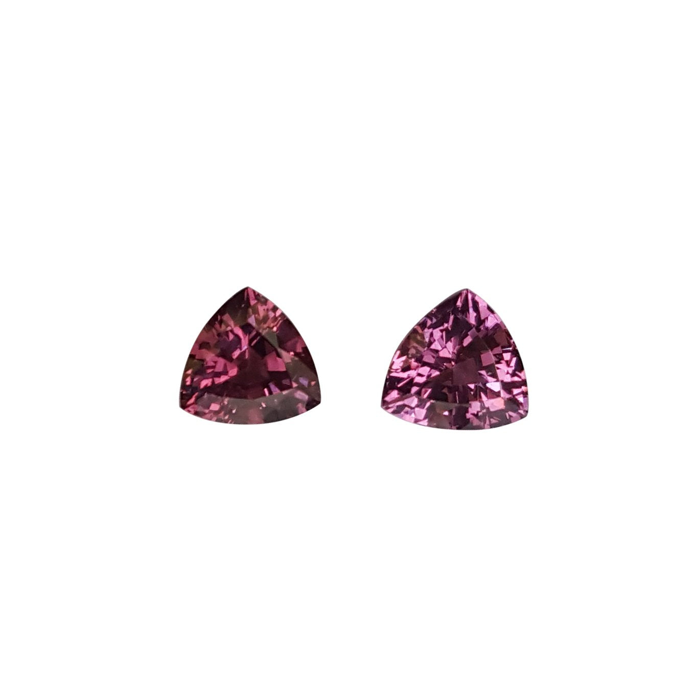 2.69ct Trillion Color Change Garnet