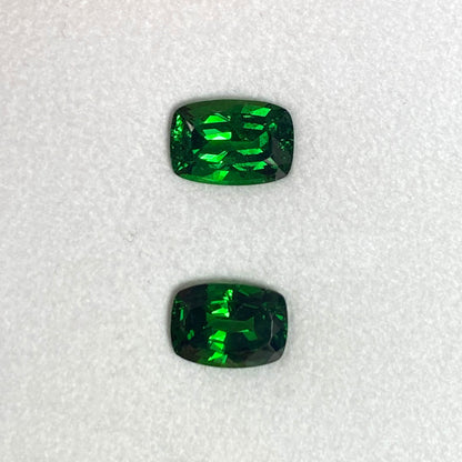 2.44ct Cushion Fine Intense Green Tsavorite