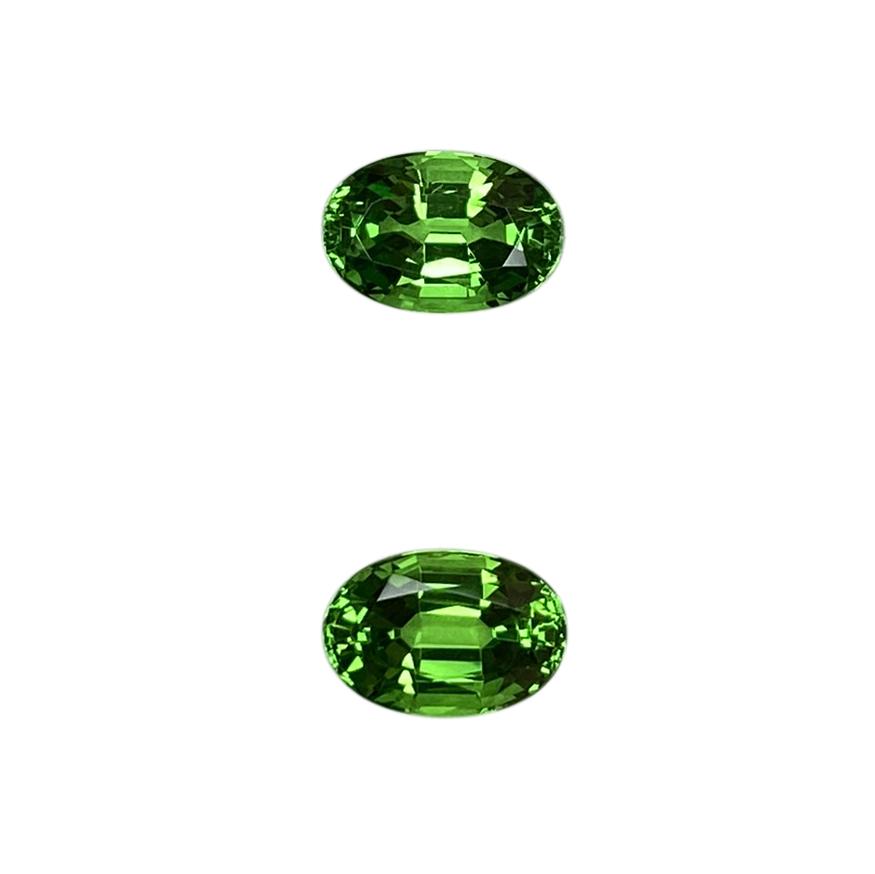 7.5x5mm Oval Bright Green Tsavorite Pair