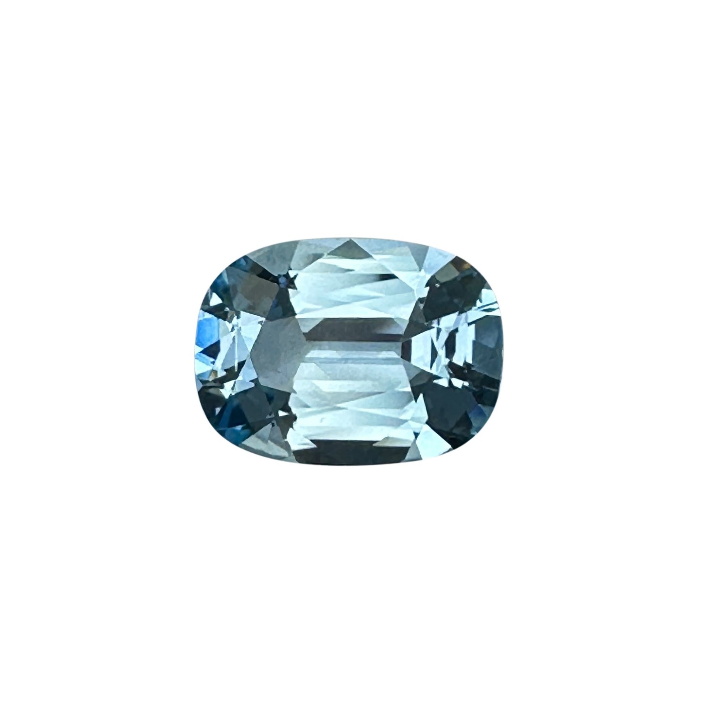 14x10mm Cushion AA Color Aquamarine