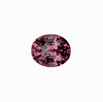 10x8mm Oval Peach Malaya Garnet