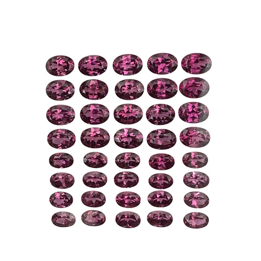 7x5mm Oval Magenta Garnet