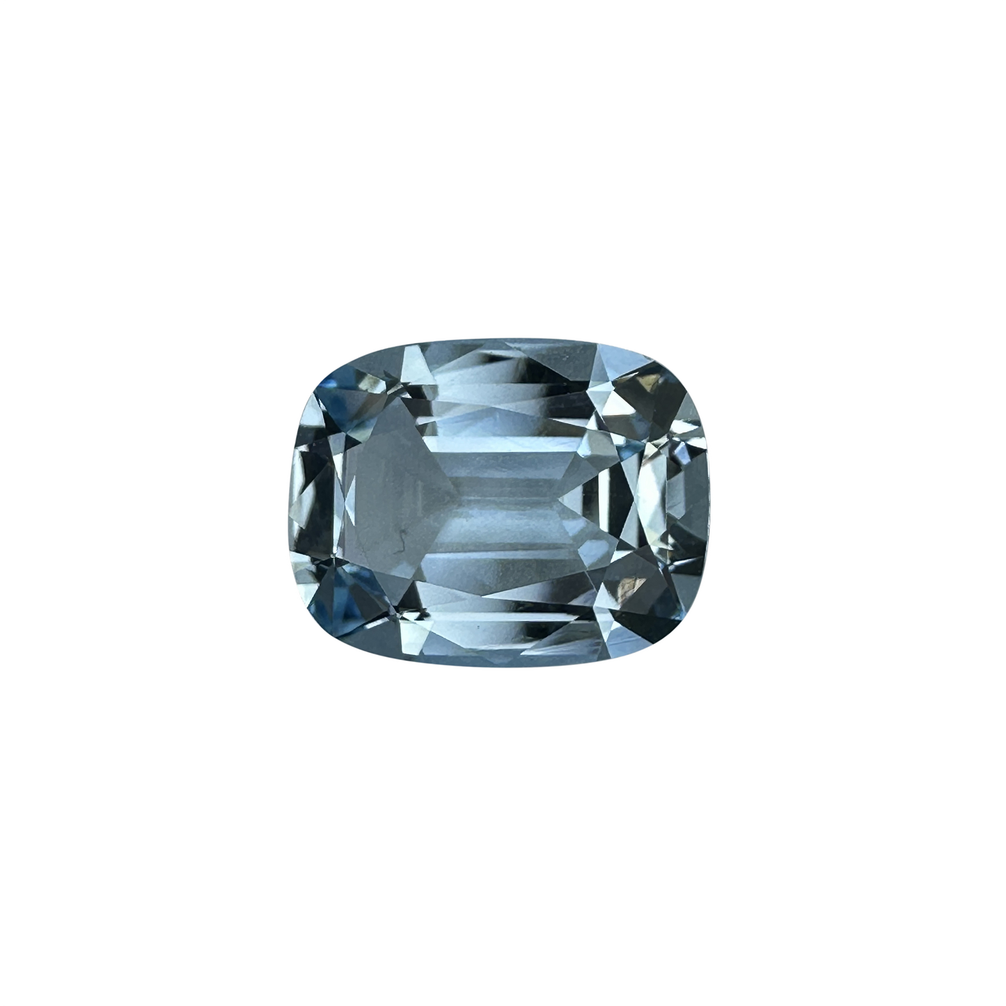4.66ct Cushion Very Light Aquamarine