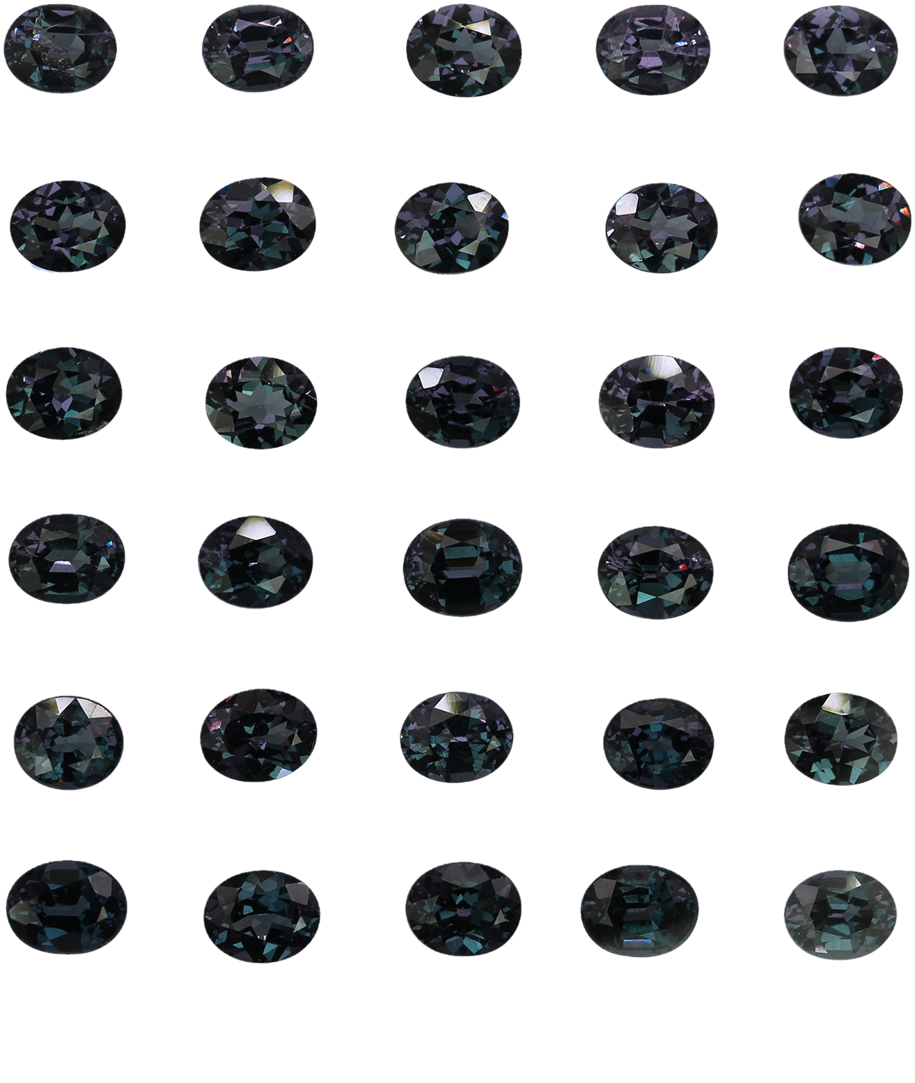 5x4mm Oval Deep Color Color Change Garnet