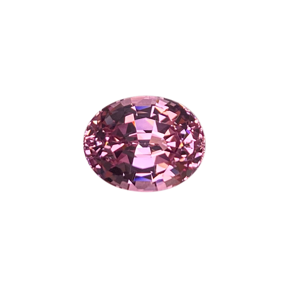11.1x8.8mm Oval Light Peach Malaya Garnet