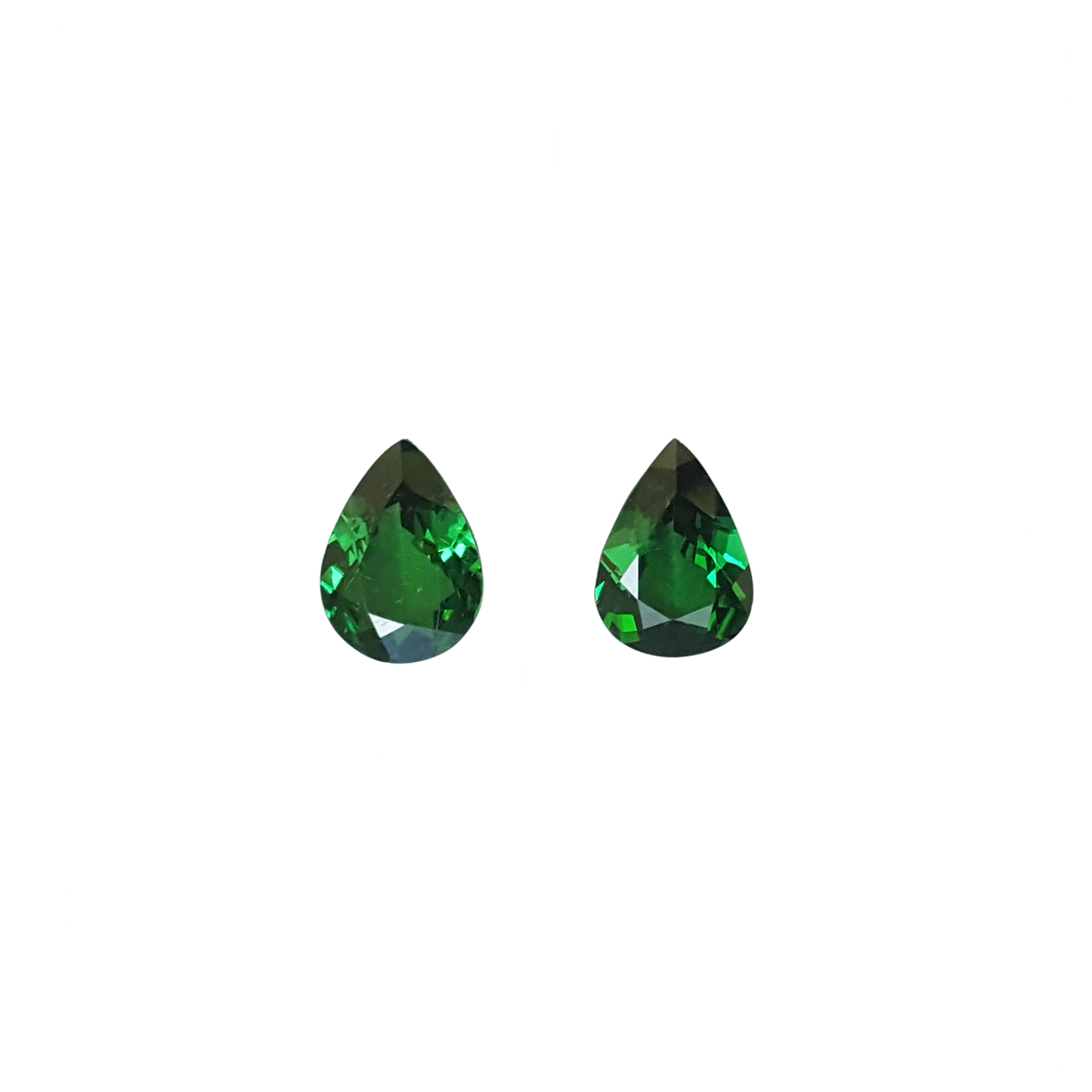 1.03ct Pear Shape Fine Intense Green Tsavorite