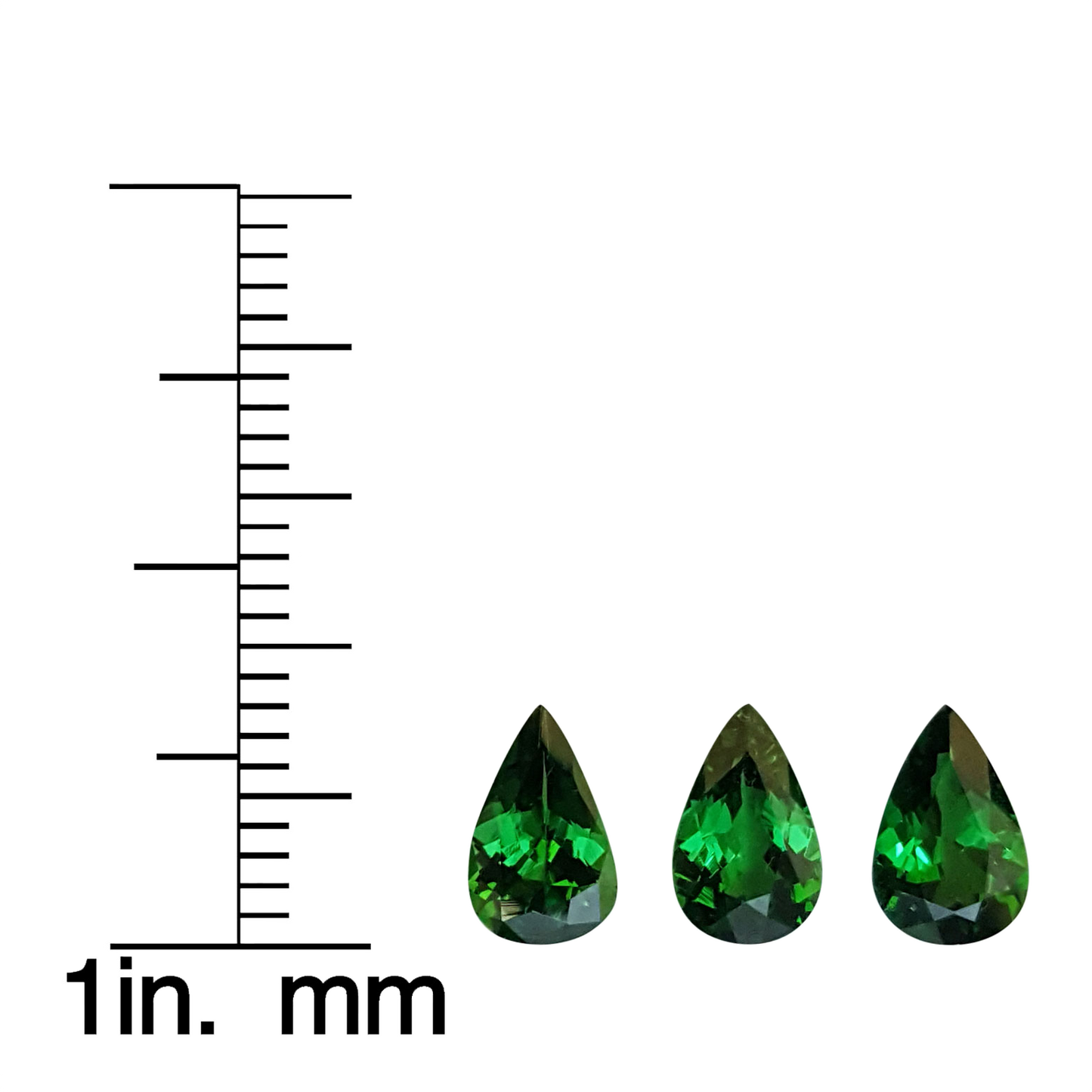 8x5mm Pear Shape Fine Intense Green Tsavorite