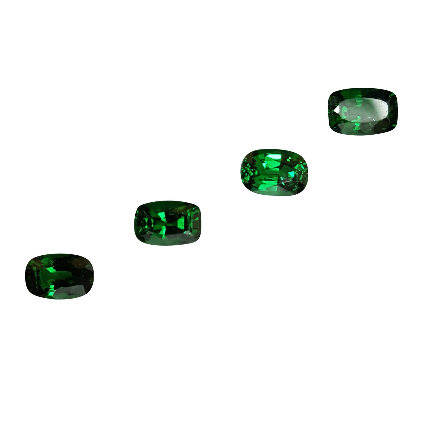 7.5x5mm Cushion Fine Intense Green Tsavorite