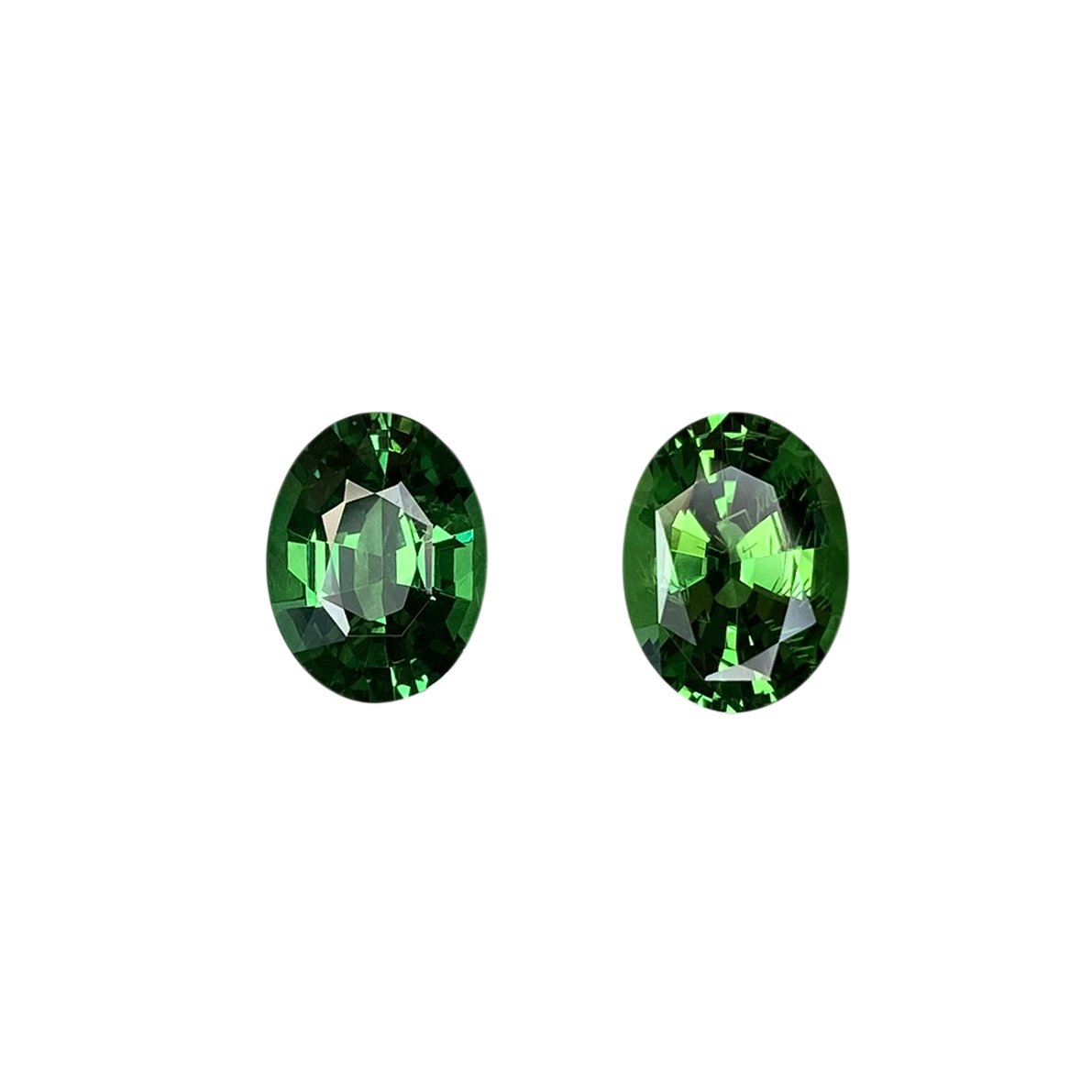 4.23ct Oval Bright Green Tsavorite Pair
