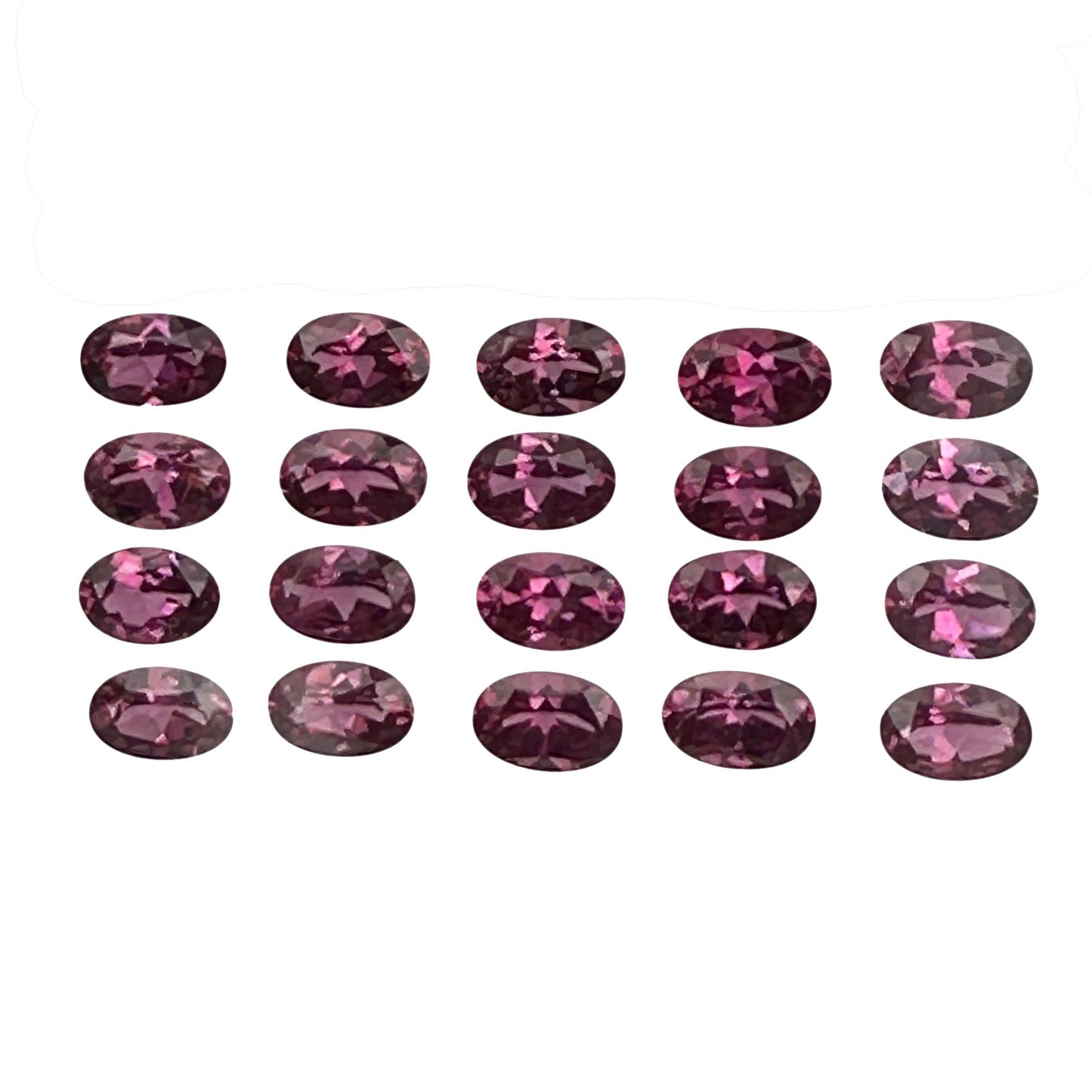 6x4mm Oval Magenta Garnet