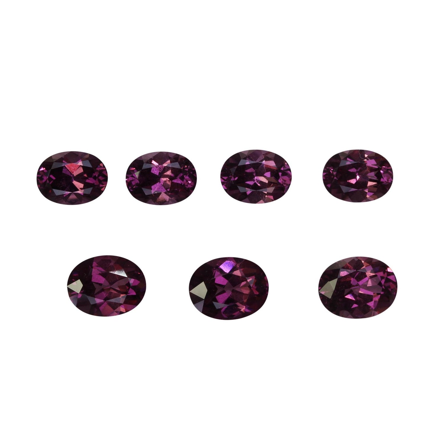 9x7mm Oval Magenta Garnet
