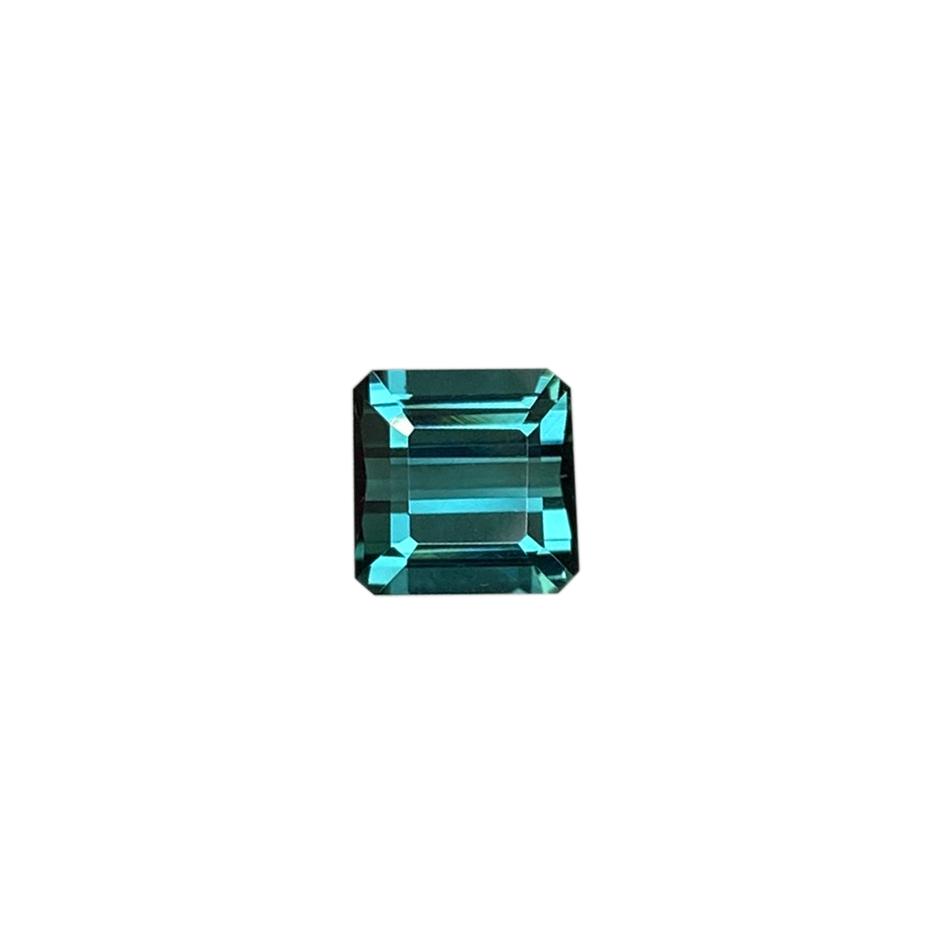 7.9mm Medium Blue-Green Tourmaline