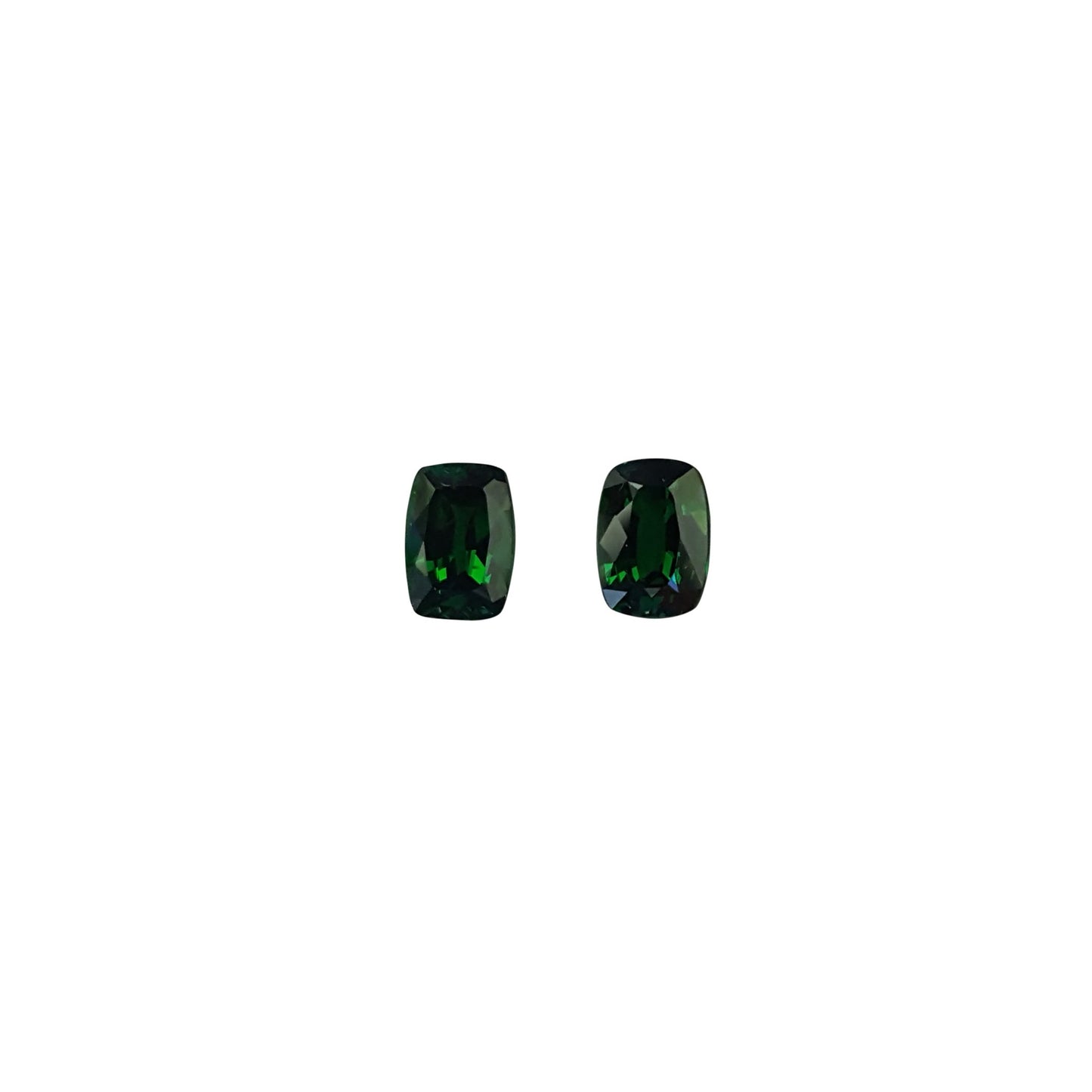 2.66ct Cushion Fine Intense Green Tsavorite